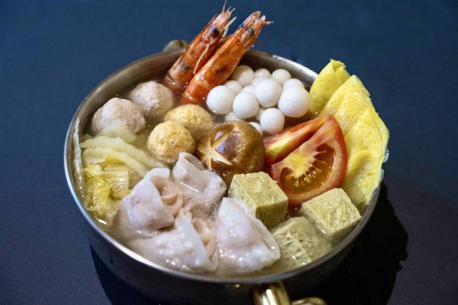 檸檬酸菜鍋 東北酸菜鍋,檸檬酸菜鍋,檸檬,酸菜鍋,酸菜
