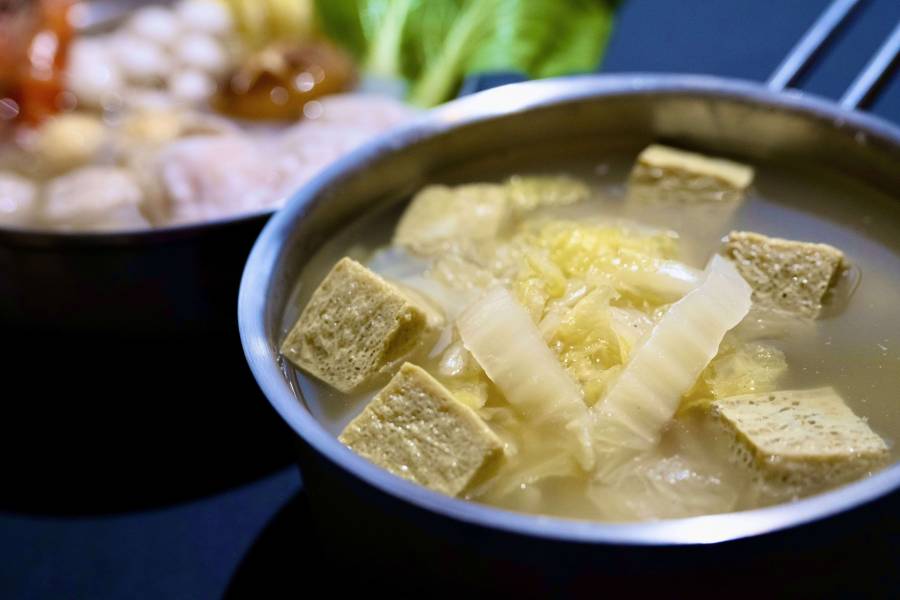 檸檬酸菜鍋 東北酸菜鍋,檸檬酸菜鍋,檸檬,酸菜鍋,酸菜