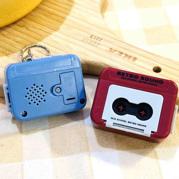 復古卡帶錄音機 你才奇怪,迷你錄音機吊飾,錄音機鑰匙圈,復古迷你卡帶,學生禮物,娃娃機批發,婚禮小物,聖誕禮物