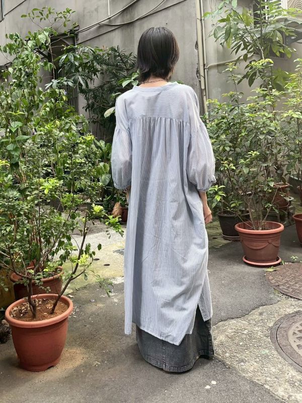 微透亨利領排扣七分袖雙口袋條紋襯衫洋 