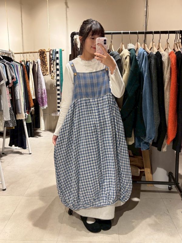 大小格紋拼接花苞木釦吊帶裙 