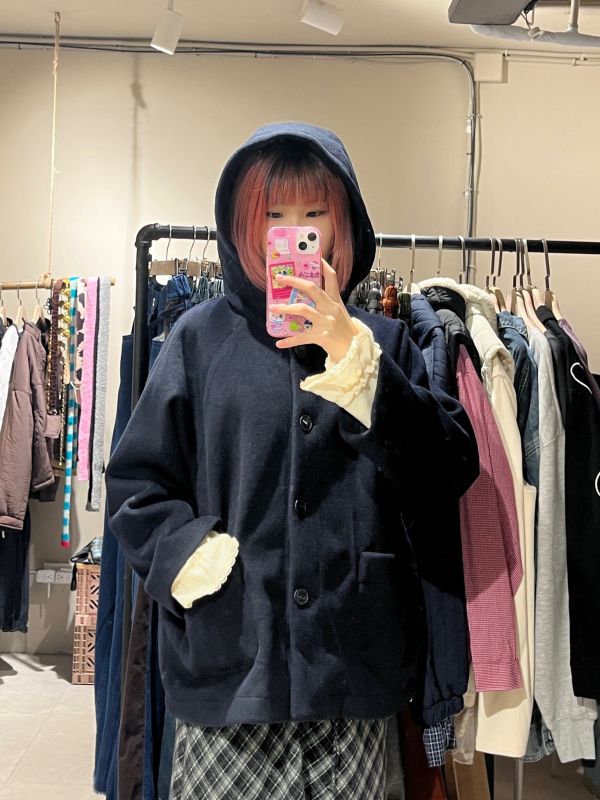 藏藍厚毛呢連帽排扣外套 