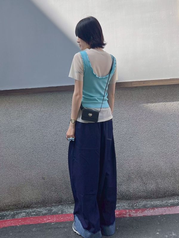 反折褲管雙口袋抽虛鬆緊腰牛仔長褲 