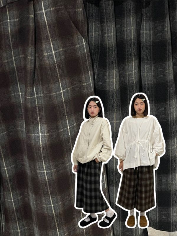 絨布格紋後鬆緊腰小木扣九分褲 