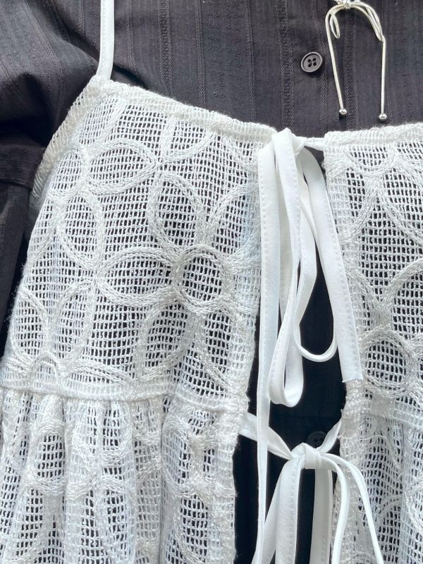 網格滿版花花綁帶可調節吊帶背心 