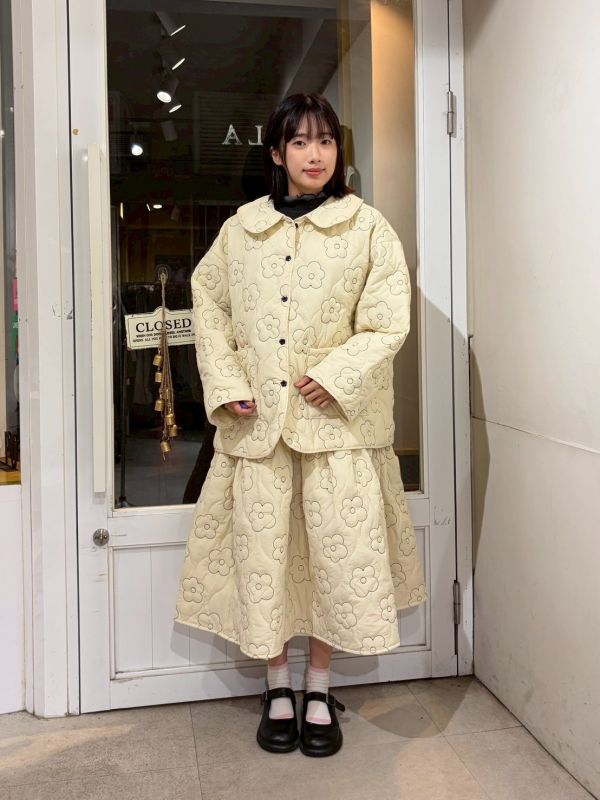 滿版車線小花絎縫葫蘆紋小花排釦外套+蓬蓬裙 