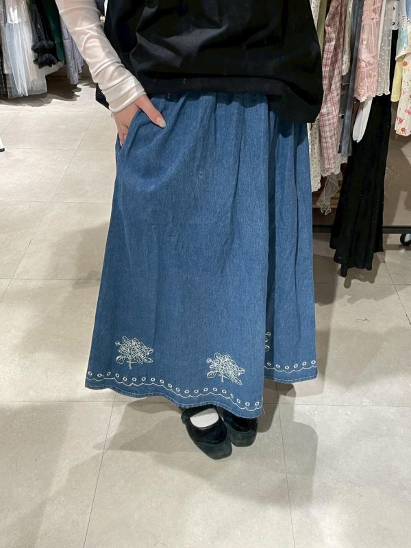 牛仔刺繡下擺鬆緊腰長裙 