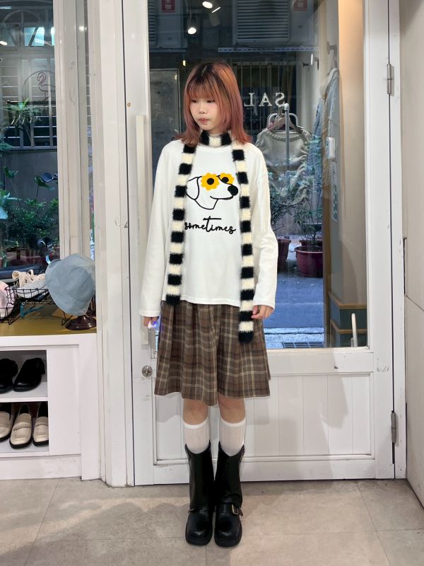 立體刺繡花朵狗狗長袖上衣 