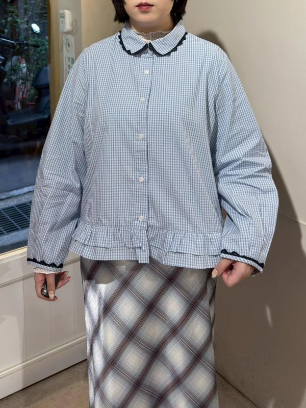 蕾絲花邊領荷葉下擺格紋長袖襯衫 