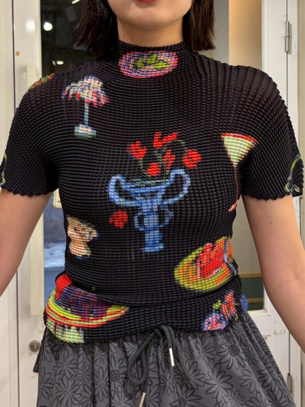 法式風格塗鴉彈性壓摺上衣 