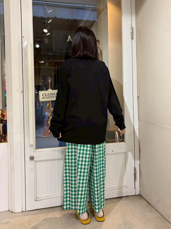 外星人打招呼落肩上衣 