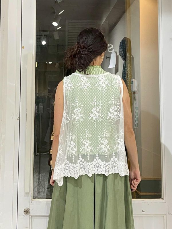 刺繡窗花波浪下擺側綁帶透膚外搭背心 