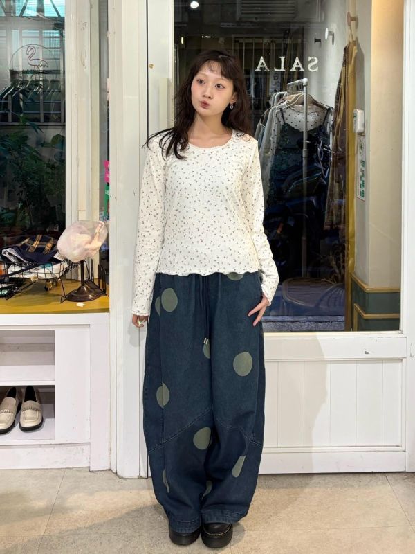 彩色小碎花蕾絲滾邊上衣 