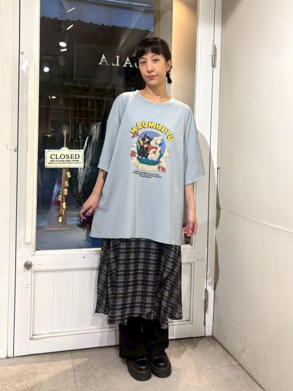 NAOMHETU黑白狗狗 tee 