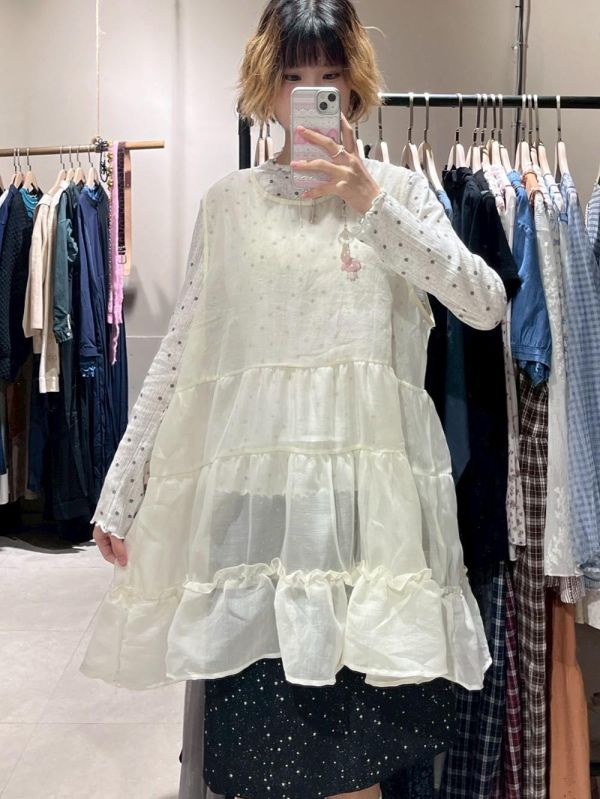 蛋糕花邊光澤紗紗背心 