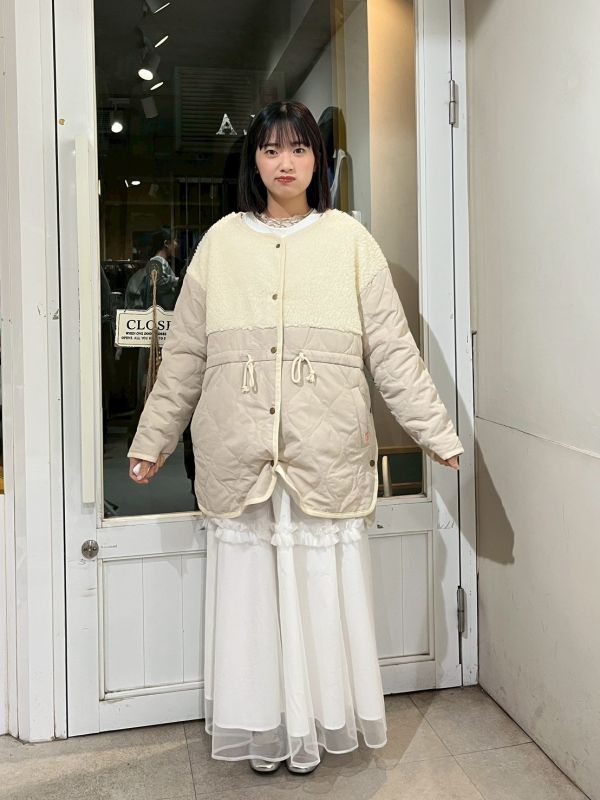 絎縫葫蘆蚊腰抽繩側開衩毛毛外套 