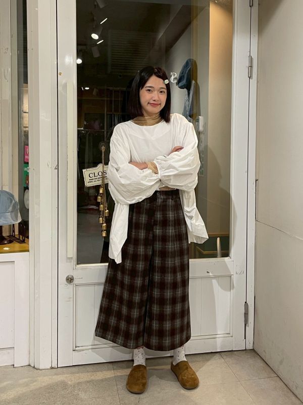 絨布格紋後鬆緊腰小木扣九分褲 