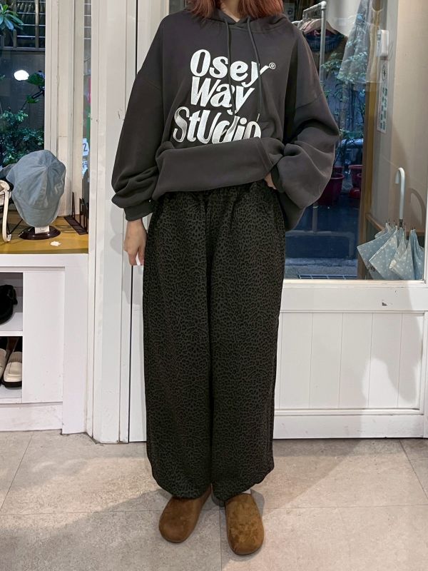 豹紋花邊錐形縮口長褲 