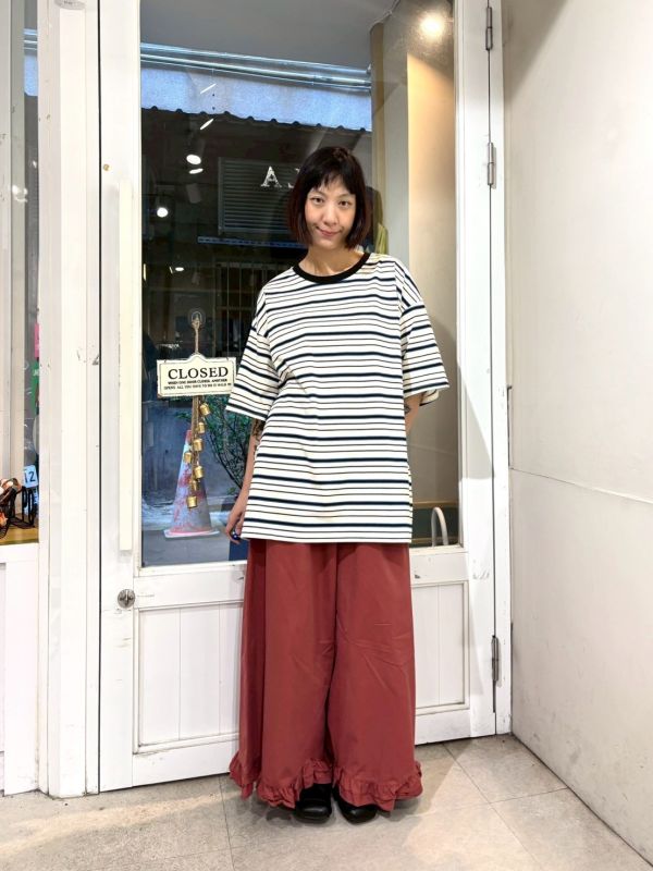 黑色滾邊領三色條紋tee 