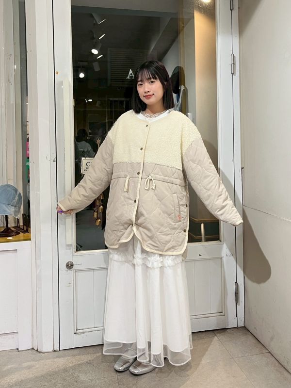 絎縫葫蘆蚊腰抽繩側開衩毛毛外套 