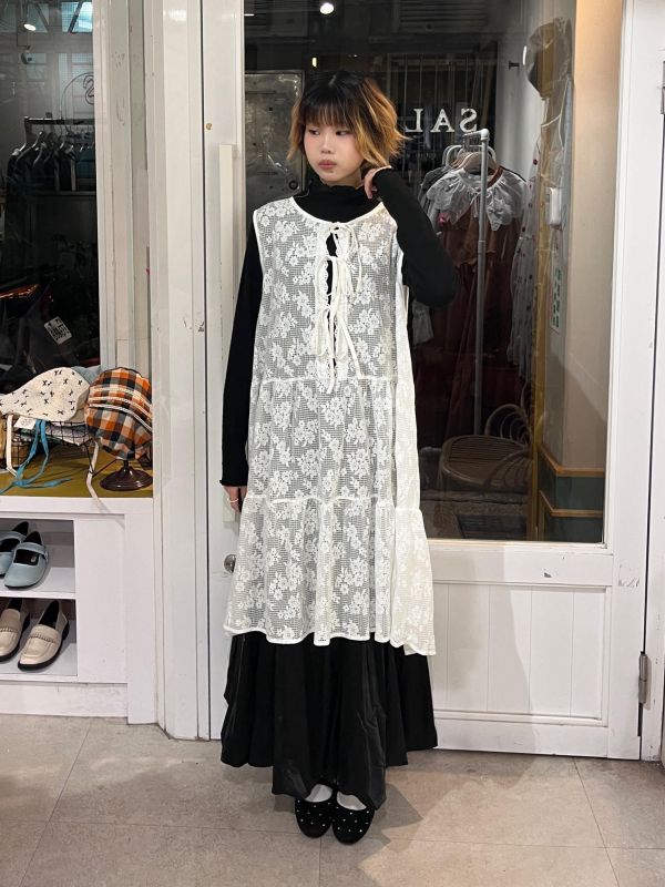 正反兩穿鏤空蕾絲綁帶長版罩衫背心 