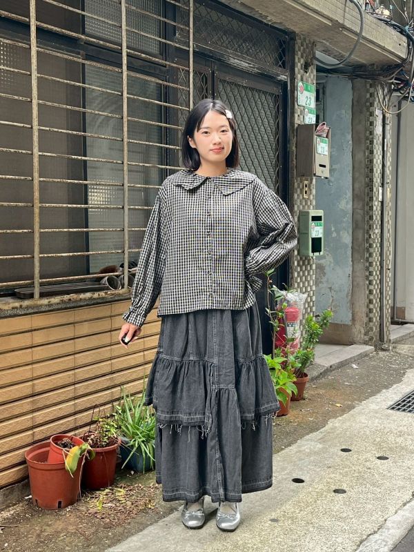 黑白格紋大翻領荷葉邊縮口袖襯衫 