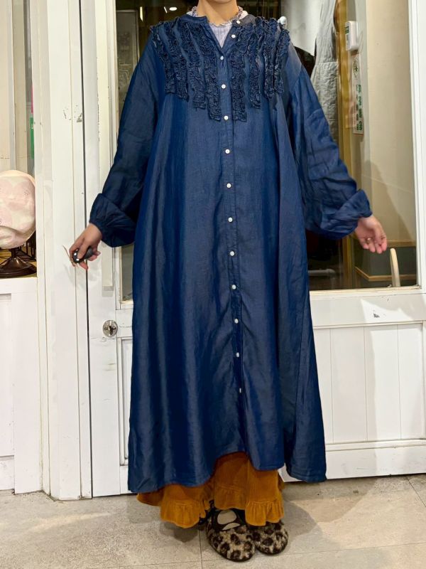 直條擠花長版牛仔洋裝 