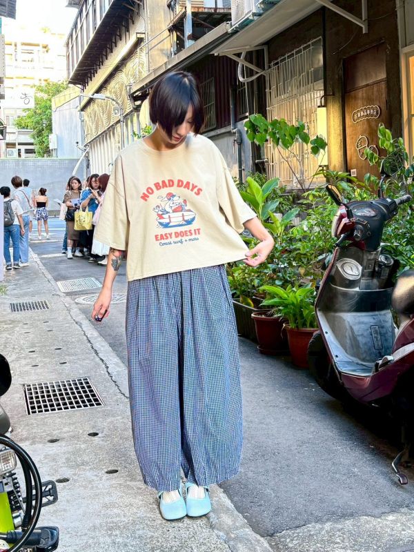 No bad days狗狗騎車短版tee 