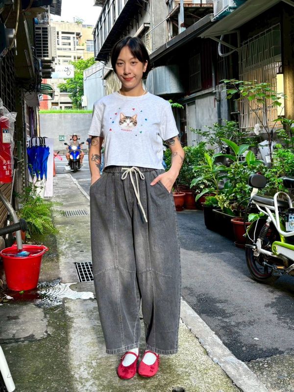 貓頭短版tee 