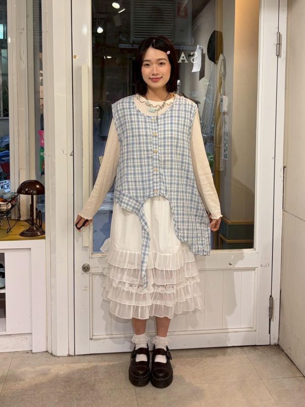 格紋不規則下擺背心 