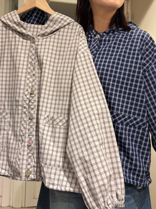格紋連帽彩色排釦外套 