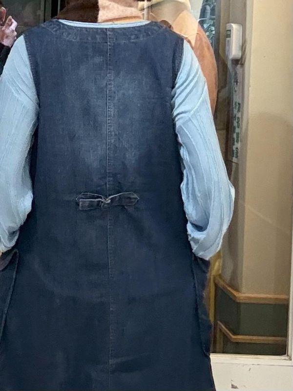 大V領全開拉鏈立體大口袋牛仔背心洋裝 