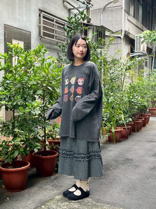 彩色原子小金剛水洗刷舊oversized長袖上衣 