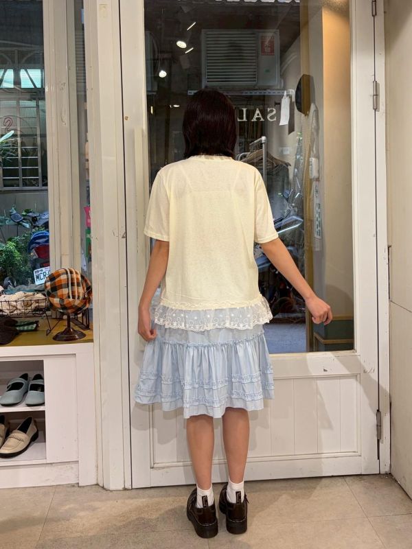 夏日休閒拼接蕾絲下擺Tee 