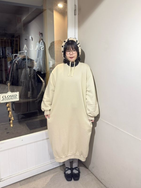 棉質加絨寬鬆繭型長洋裝 