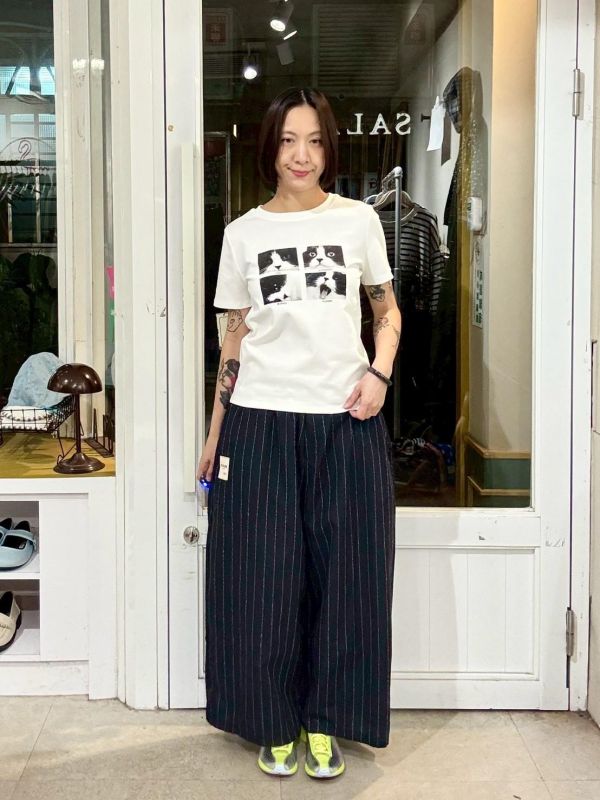 賓士貓四連拍tee 
