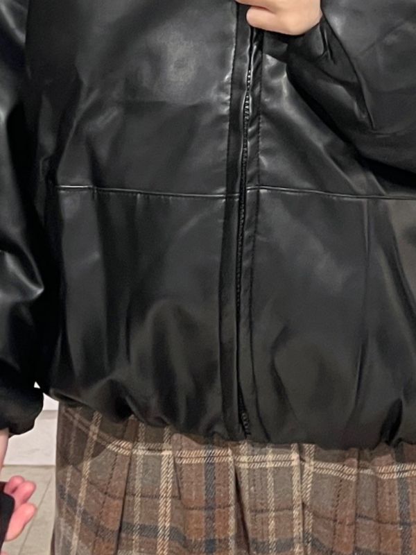 黑色縮口連帽抽繩拉鏈皮外套 