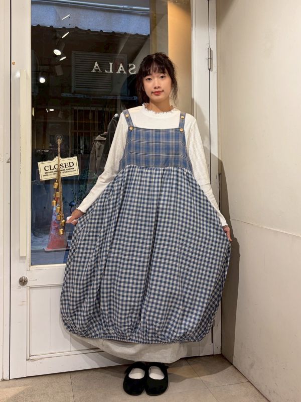 大小格紋拼接花苞木釦吊帶裙 