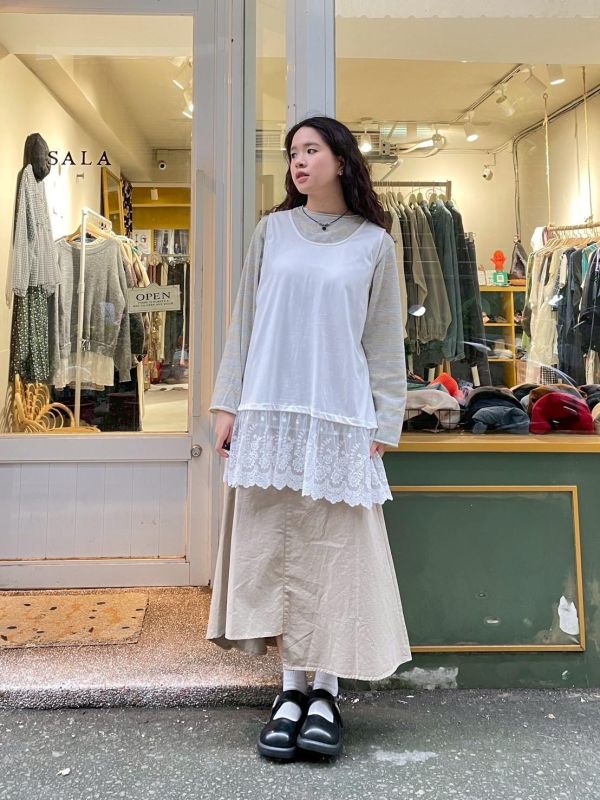 素色棉拼接蕾絲白色長版背心 