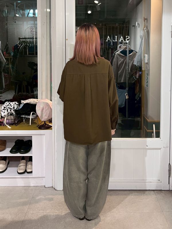 翻領排扣口袋襯衫 