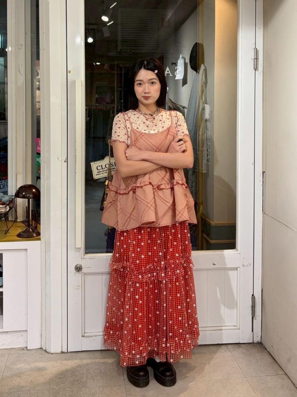 立體縫線造型背後綁帶細肩帶背心 