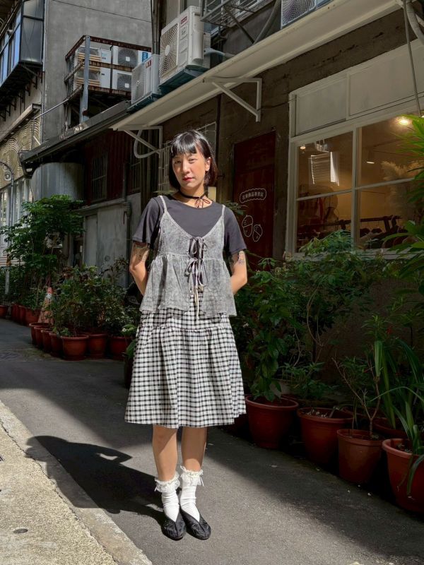 伸縮腰抽繩格子及膝裙 