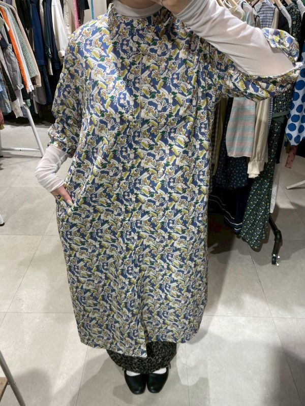 嚕嚕米印花排扣洋裝 