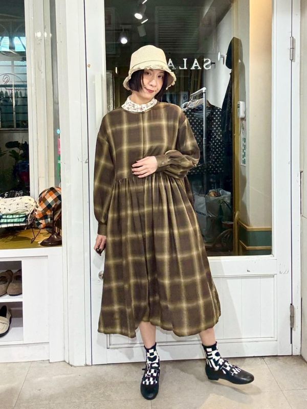 格紋隱藏釦洋裝 