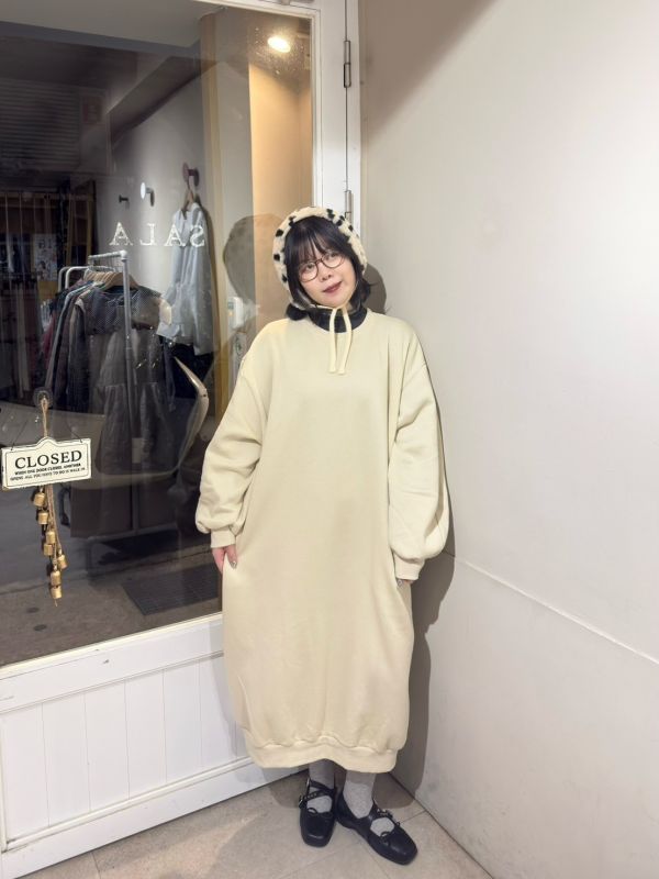 棉質加絨寬鬆繭型長洋裝 