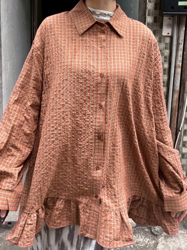 格紋泡泡布下擺花邊長袖襯衫 