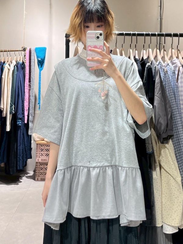 假兩件背心拼接紗落肩短袖上衣 