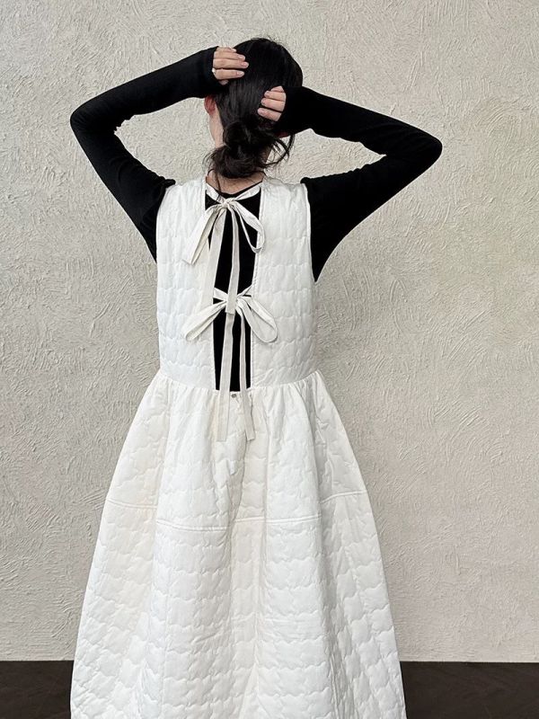 縫線壓紋氣球背心裙 