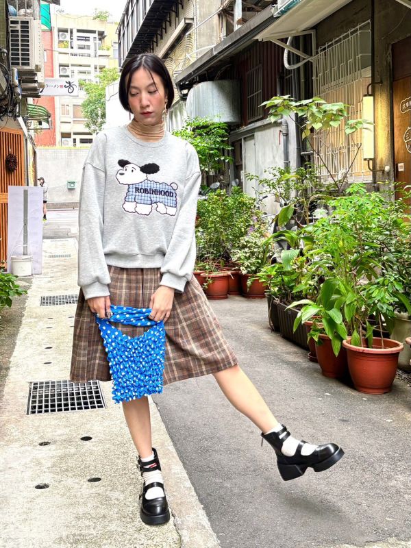 立體狗狗大學tee 