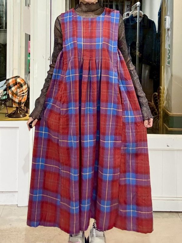 紅色大格紋背心裙 